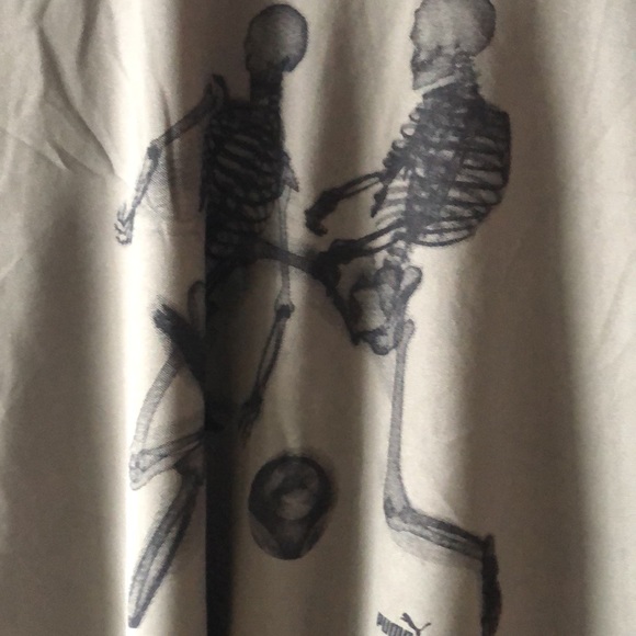 Puma t shirt - Picture 2 of 6